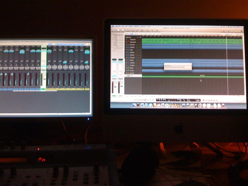 Bouncing tracks in Logic
